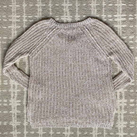 •American Eagle• Knit V-Neck Chunky Sweater - Picture 2 of 12